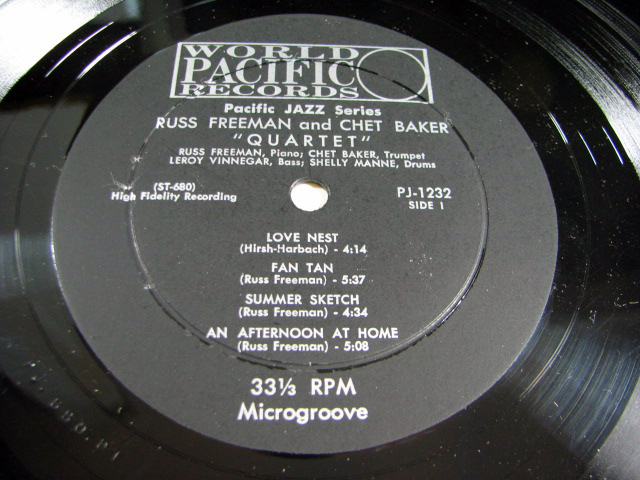 ���[�x����