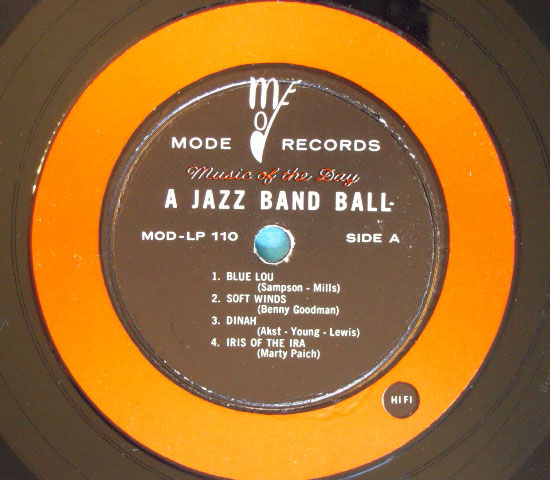 ���[�x����