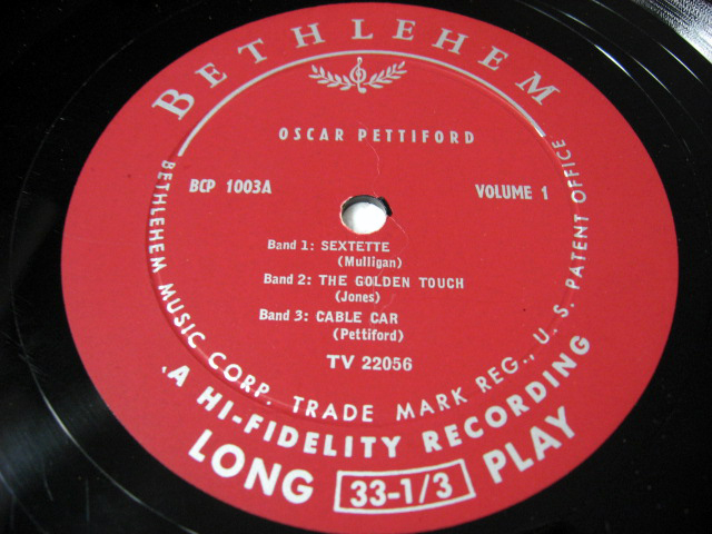 ���[�x����